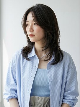キビト(kibito) センター分けハッシュカットフェイスレイヤーカット曙橋若松河田