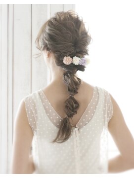 シャンプー 本庄店(SHAMPOO) こなれ感が増す編み込みアレンジ