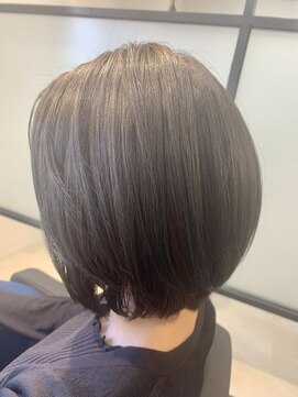 アールサロン オカザキ(Rr salon.OKAZAKI) オリーブベージュカラー