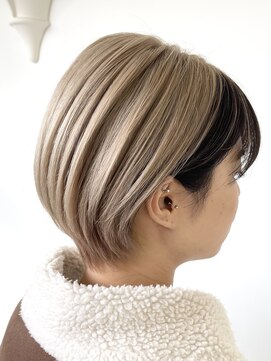 デュールイースト(Duul East) ミルクティーショート×フェイスフレーミングブラック