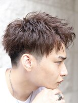 メンズフィール 東梅田店(MENS FEEL)&nbsp;前下がりツーブロックショートアップバングスタイル