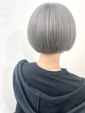 ベルム(Belme) 透明感ホワイトシルバー×髪質改善/用賀