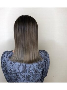 バランスビューティーリゾート(BALANCE. beauty resort) シルバーアッシュ