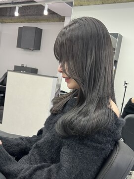 コンマ(,) ash greige /パーソナルカラー/骨格診断