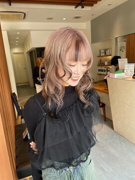 ヴィア(Via) ハイトーン/ブリーチ/ダブルカラー/レイヤーカット/U24学割