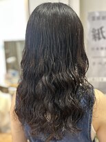 アピッシュ(apish 並木通り)&nbsp;ボリュームが出にくい！強めパーマ