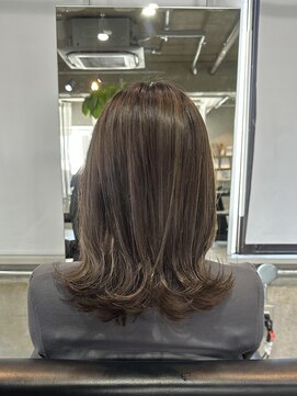 ラック(LUCK) グレージュハイライト/船橋/くすみベージュ/細めハイライト