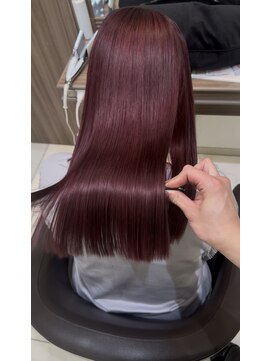 レッド強めなピンクカラー！