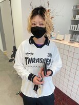 ニコ(NIKO) ハイトーンパーマスタイル