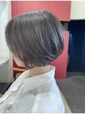 ショートボブ