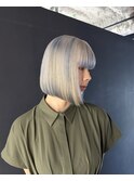 黒髪からWブリーチで大変身！！