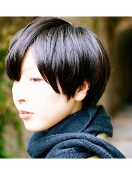 ニコ(Nico.) 綺麗に可愛さをプラス　ふんわりクールショート