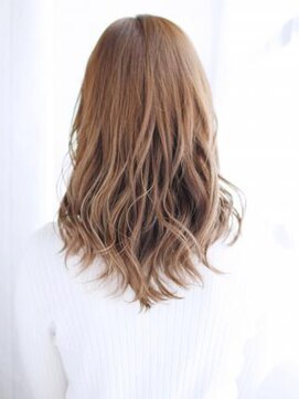 ヘアメイク ナル(hair make nalu) 長め下ろしバングのミックスカール