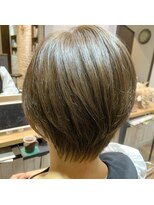 リンネ(Rinne)&nbsp;☆前下がりショートボブ☆