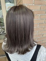 サロンドミルク 原宿(salon de MiLK) ナチュラルシルバーグレー　原宿　髪質改善