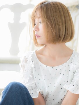 ブルー(BLUE) 透け感ハイトーンブロンドカラーぷつっとボブ10代20代30代b水戸