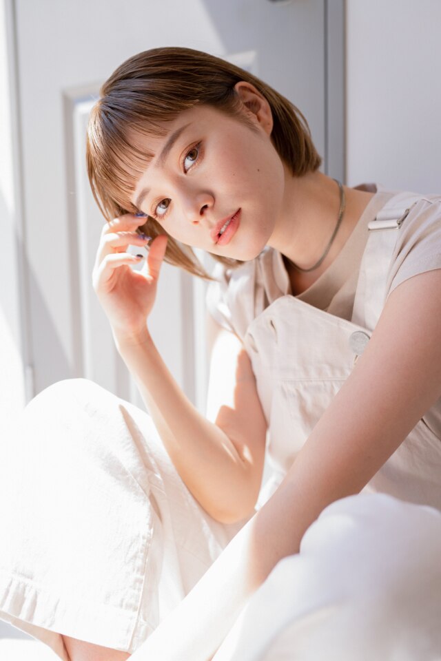 【Roots 南越谷】★定番★リタッチカラー+似合わせカット+前処理Tr　\5500