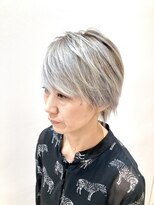 ヘアーライズ 池袋東口店(hair RISE) ハイライトブリーチだけで白髪をぼかしています