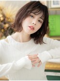 大人ガーリー斜めバングゆるふわくびれミディ