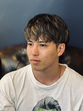 カットインシャンゼ 崇元寺店 メッシュ