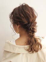 ミスト(mist)&nbsp;〔mist〕ミディアム/アレンジヘア/編みおろし/金沢文庫/金沢八景