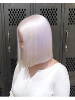 ヲタク(wotaku.)&nbsp;ホワイトカラーホワイトブロンドホワイトブリーチトリプルカラー