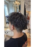 ツイストパーマメンズ短髪パーマ