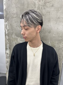 キング 枚方店(K!ng) 縮毛矯正髪質改善ハイライトレイヤーカット梅田美容室エクステ