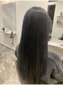 ラベンダーグレー 暗め 20代