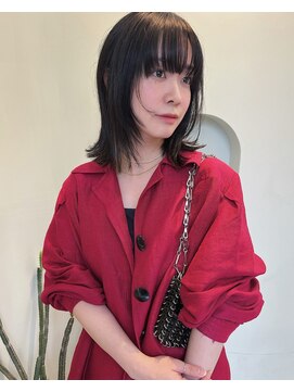 ユー(yew) ウルフカット