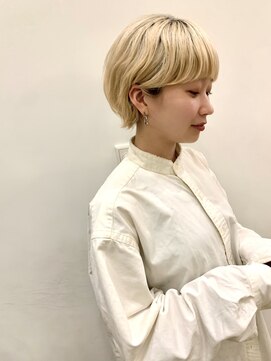 オフ(off) ハイトーンマッシュショート