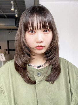 アイティーバイアルバム 下北沢店(IT by ALBUM) ロング顔周りレイヤー韓国ヘアおくれ毛_ba509894