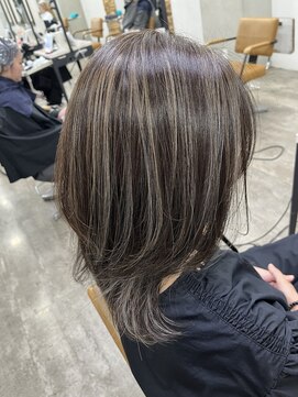 プライズ アイリス 池袋東口店(prize Iris) 白髪ぼかしハイライト/ブリーチ/ハイトーン/ケアカラー/池袋東口