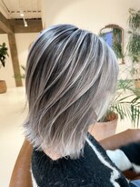 ラウレア(LAULEA)&nbsp;バレイヤージュカラー