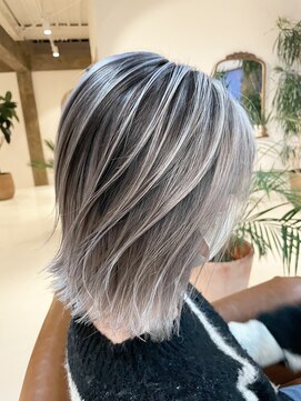 ラウレア(LAULEA) バレイヤージュカラー