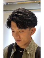 ヘアアンドフェイス ルースト(hair&face ROOST)&nbsp;MEN’S HAIR/サーフカール/刈り上げセンターパート/円町
