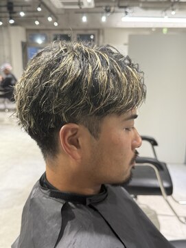 ハイプ(HYPE) フェザーパーマ/センターパート/シャドウパーマ/眉毛