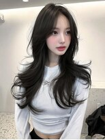 レビジュヘアー(LEVIJU HAIR)&nbsp;小顔外ハネミディアムアッシュ20代30代40代くびれミディ韓国ヘア