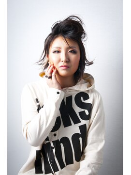 オーバーキャプテンネイキッド(OVER CAPTAIN NAKED) ソフトリーゼント風ショート　（ショートアレンジ）