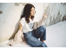 『アディクシーカラー』ブリーチなしでも！赤みを抑えた外国人風の透明感のあるツヤ髪が叶う♪