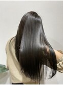 オリーブグレージュ