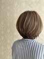 アルス 京都烏丸(ARS)&nbsp;大人ショートボブ。白髪ぼかしハイライト