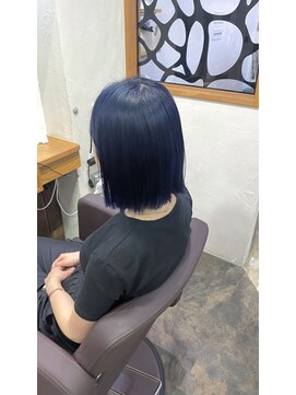 ロア 福岡天神本店(LORE) ネイビーブルー