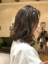 ビュートリアム265(BEAUTRIUM 265) 長めボブ ボブパーマ ウェーブパーマ アッシュベージュ 長め前髪