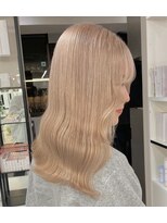 ベレーザ 渋谷(BELEZA)&nbsp;6982ニュアンスカラー艶髪ハイトーンシルキーベージュ韓国波巻き