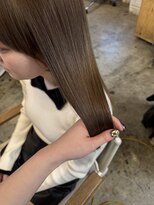 ウィークエンド(WEEKEND)&nbsp;ブリーチなしダブルカラー+カット+トリートメント【￥13800】