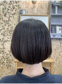ショートボブ