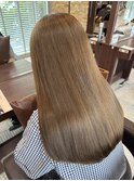 ブリーチなしで叶える透明感ストレートロング