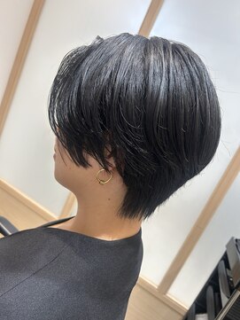 トッカ 中目黒店(tocca) ☆センターパート×ダウンパーマ♪♪☆