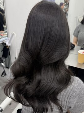 アマトウキョウ アユンチェ(AMA TOKYO×AYUNCHE) 韓国ヘア　透明感カラー　2wayバング  レイヤーカット   顔周り